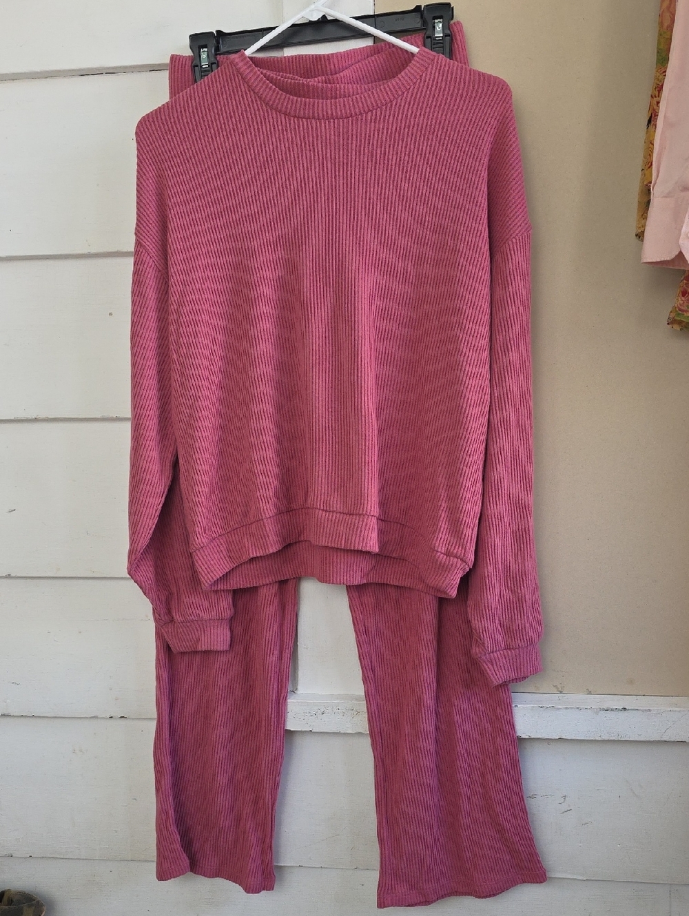 Women’s Pink Ribbed Wide-Leg Pants